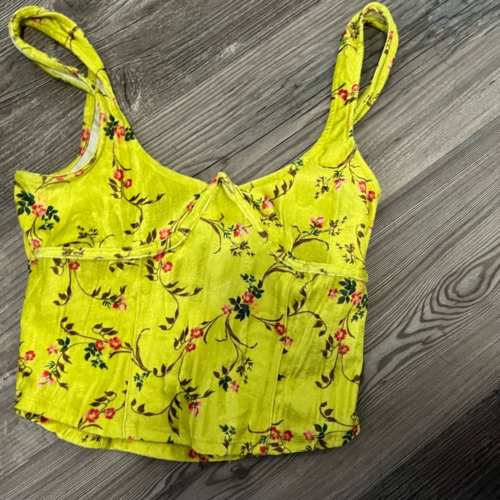 BRAND NEW URBAN OUTFITTERS TOP